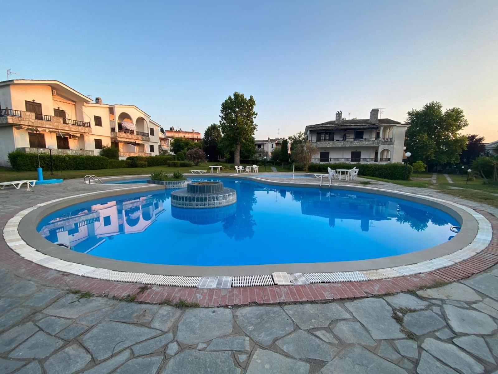 Meltemi rock house Villa Kalandra Buitenkant foto